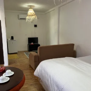 مجتمع اقامتی باغ ایران زمین قشم