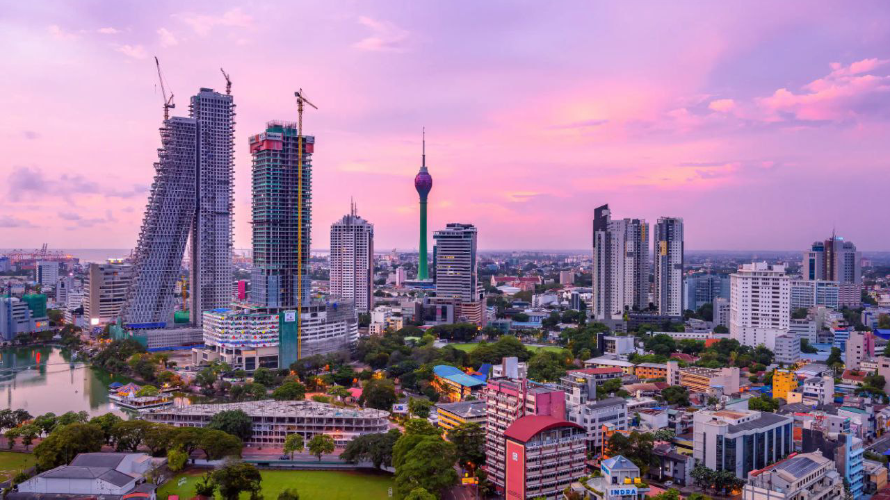 تور سریلانکا (کلمبو، دامبولا، کندی و بنتوتا)