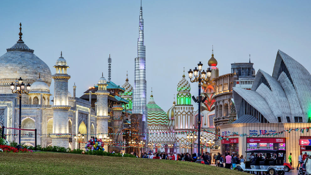 تور گروهی دبی – ویژه سال نو میلادی ۱۳ دی‌ ماه ۱۴۰۴