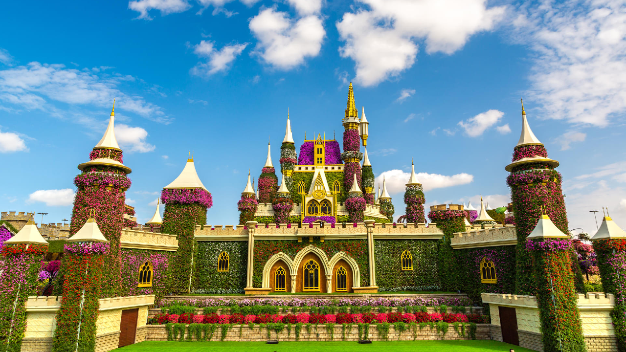 تور گروهی دبی – ویژه سال نو میلادی ۱۳ دی‌ ماه ۱۴۰۴