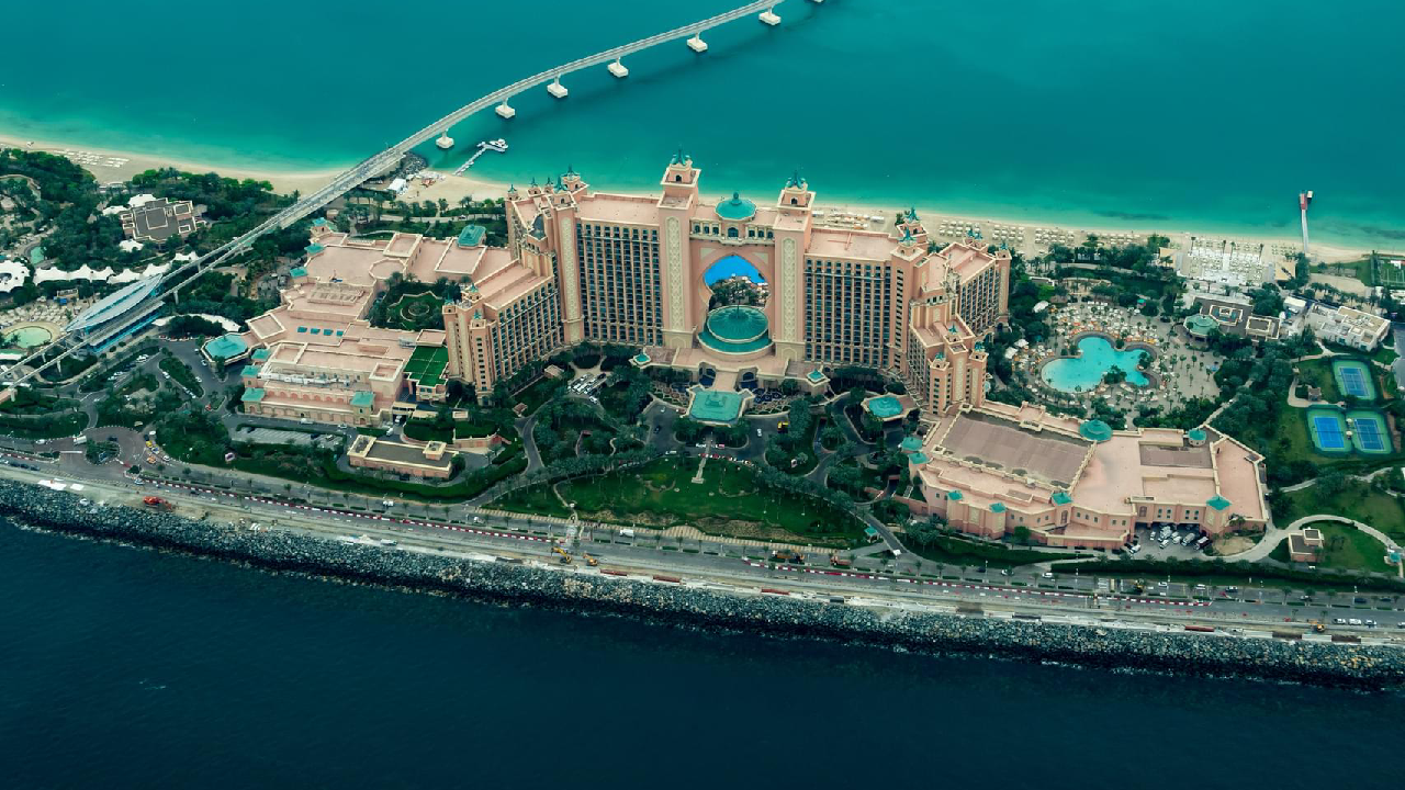 تور گروهی دبی – ویژه سال نو میلادی ۱۳ دی‌ ماه ۱۴۰۴