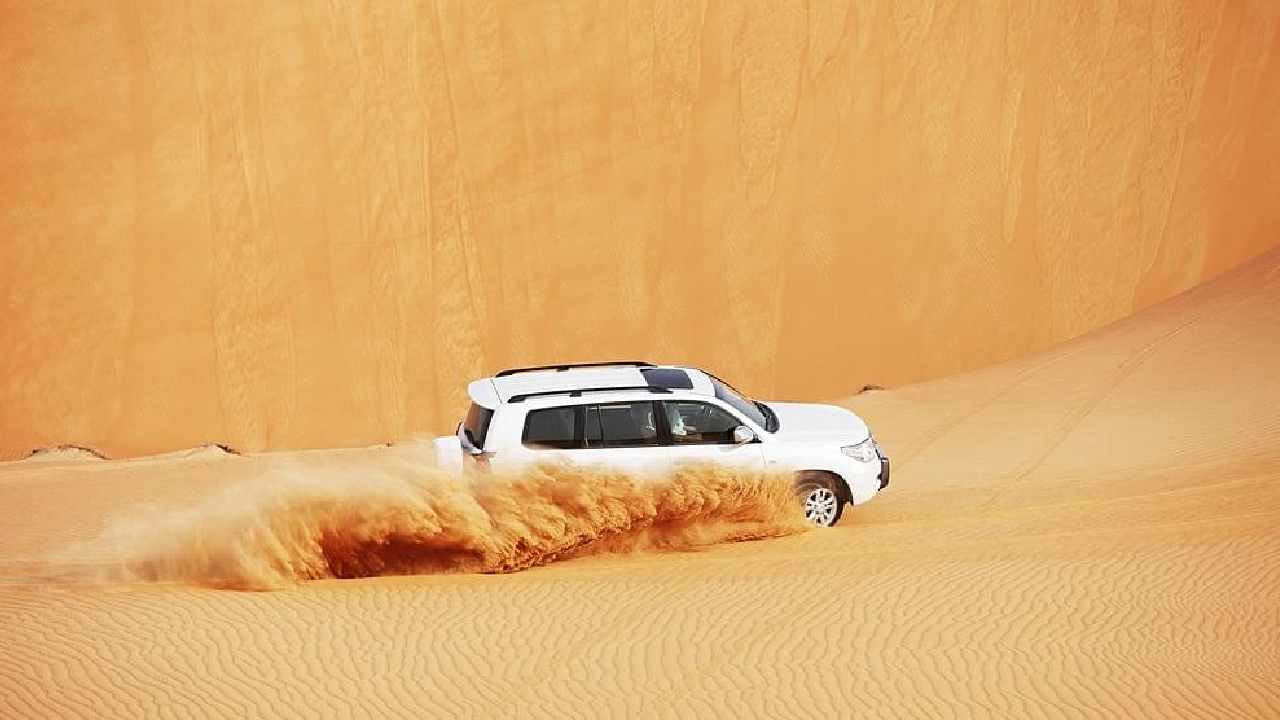 تور گروهی دبی – ویژه سال نو میلادی ۱۳ دی‌ ماه ۱۴۰۴